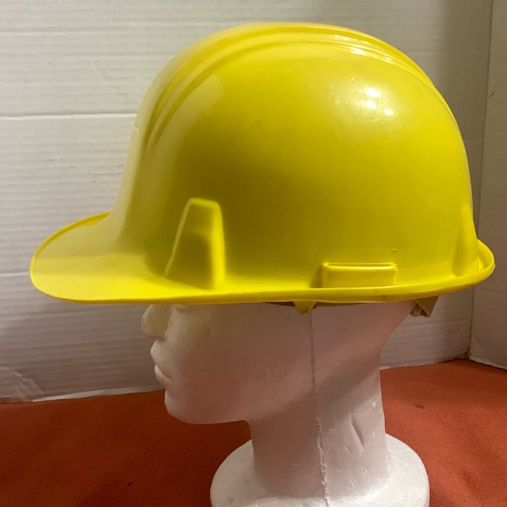 NORTH YELLOW SAFETY Hat … certified adjustable
